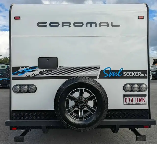 https://media-caravea.syd1.digitaloceanspaces.com/caravans/6EC17618/image-1.webp?q=q6Dg02Q8pH