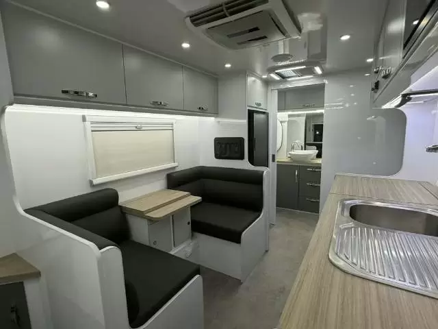 NEW 2026 SNOWY RIVER SRT19