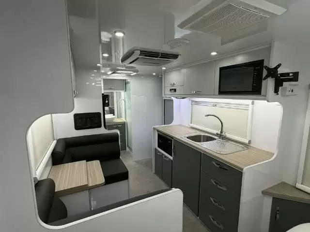 NEW 2026 SNOWY RIVER SRT19