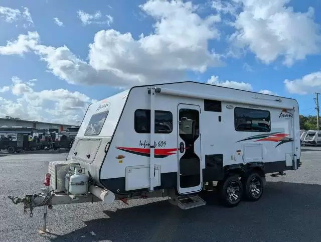 USED 2016 AVAN INFINITY 609