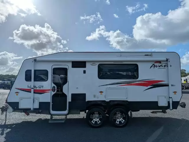 USED 2016 AVAN INFINITY 609