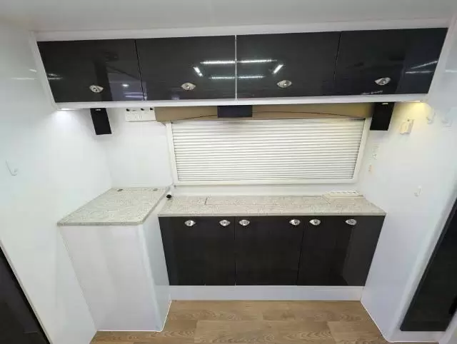 USED 2016 AVAN INFINITY 609