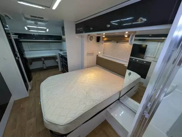 USED 2016 AVAN INFINITY 609