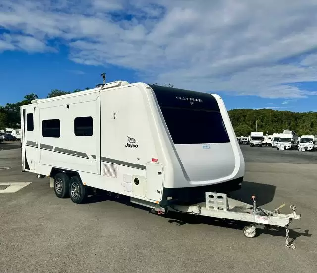 USED 2019 JAYCO SILVERLINE 21.64-4