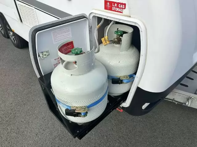 USED 2019 JAYCO SILVERLINE 21.64-4