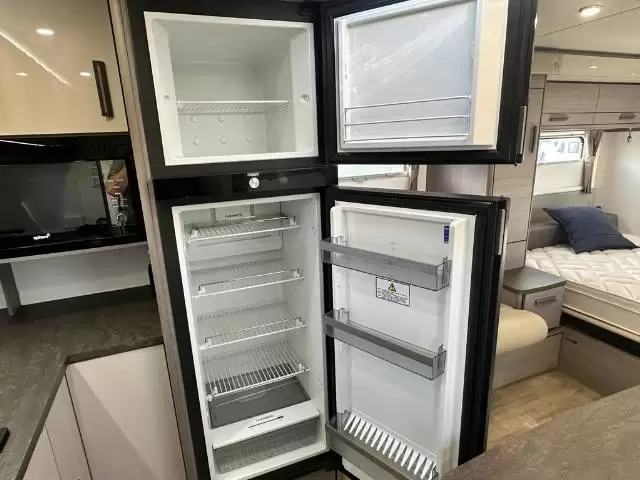 USED 2019 JAYCO SILVERLINE 21.64-4