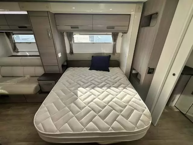 USED 2019 JAYCO SILVERLINE 21.64-4