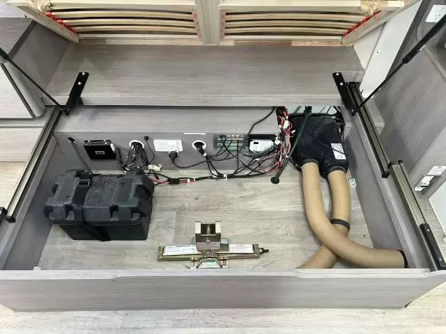 USED 2019 JAYCO SILVERLINE 21.64-4