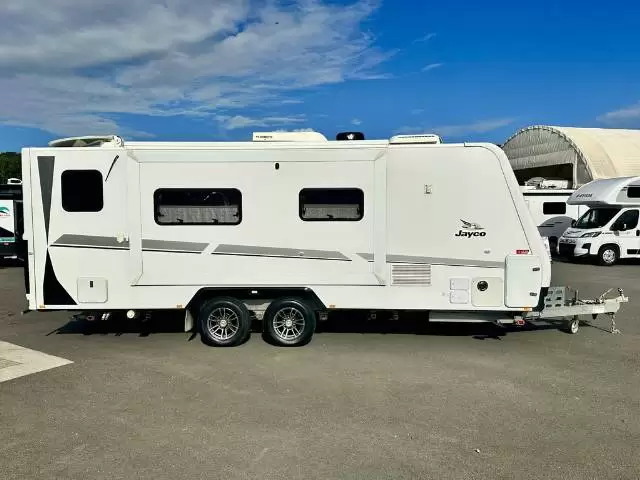 USED 2019 JAYCO SILVERLINE 21.64-4