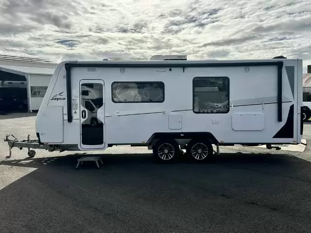 USED 2019 JAYCO SILVERLINE 21.64-4