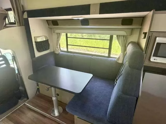 USED 2013 AVIDA ESPERANCE C7964SL SINGLE BEDS