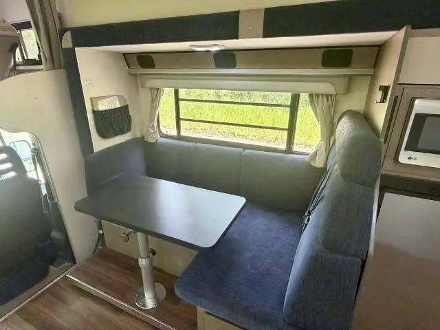 USED 2013 AVIDA ESPERANCE C7964SL SINGLE BEDS