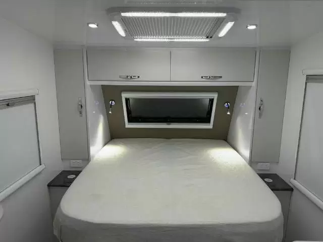 https://media-caravea.syd1.digitaloceanspaces.com/caravans/6EC17906/image-7.webp?q=EZMjiBDU7e