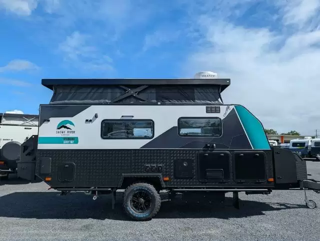 https://media-caravea.syd1.digitaloceanspaces.com/caravans/6EC18015/image-3.webp?q=GH6XFaZ7bh
