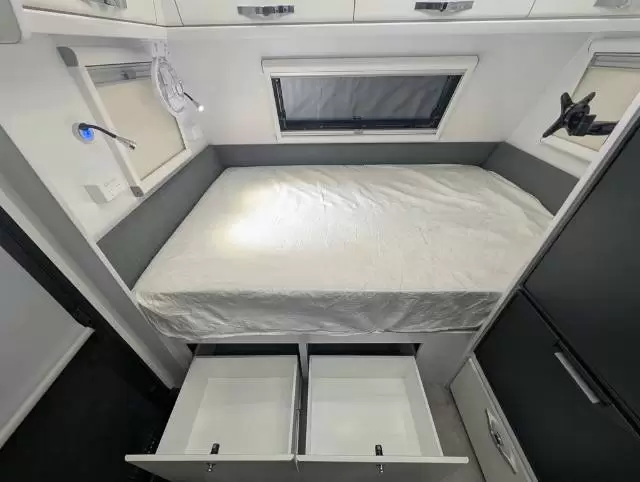 NEW 2026 SNOWY RIVER SRC16