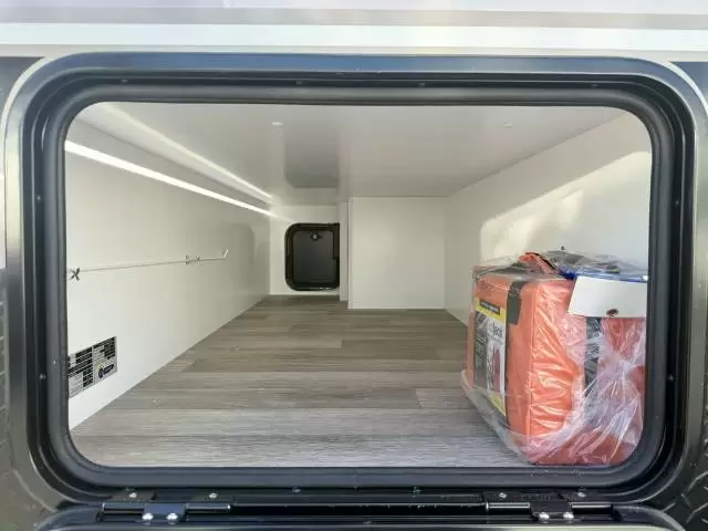 https://media-caravea.syd1.digitaloceanspaces.com/caravans/6EC18097/image-6.webp?q=a3YI6gVYRL