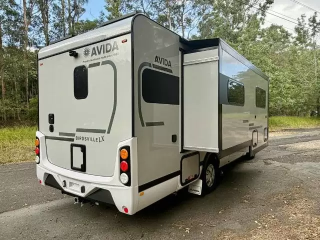https://media-caravea.syd1.digitaloceanspaces.com/caravans/6EC18167/image-4.webp?q=LqN1kjsAPl