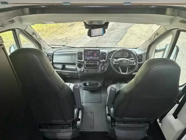 https://media-caravea.syd1.digitaloceanspaces.com/caravans/6EC18167/image-8.webp?q=fsZkUZ2o1A