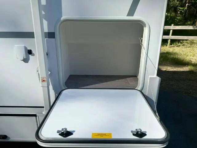 https://media-caravea.syd1.digitaloceanspaces.com/caravans/6EC18192/image-6.webp?q=fsenEEoeyq