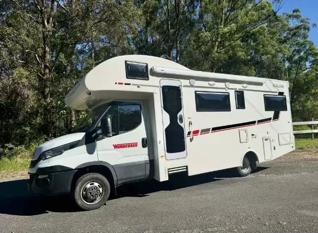USED 2021 WINNEBAGO BURLEIGH