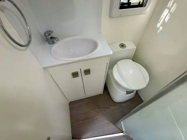 USED 2021 WINNEBAGO BURLEIGH