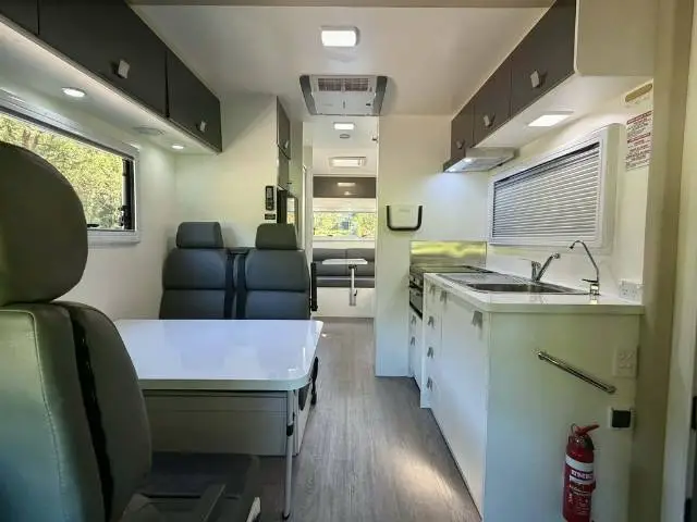USED 2021 WINNEBAGO BURLEIGH