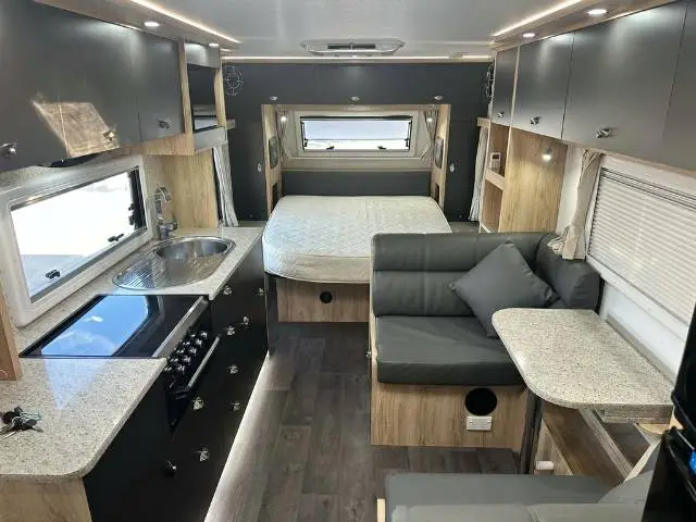 USED 2020 WILLOW RV CONIFER 624
