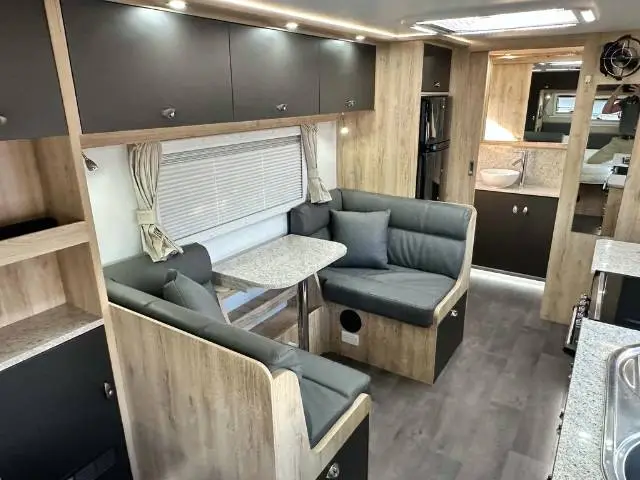 USED 2020 WILLOW RV CONIFER 624
