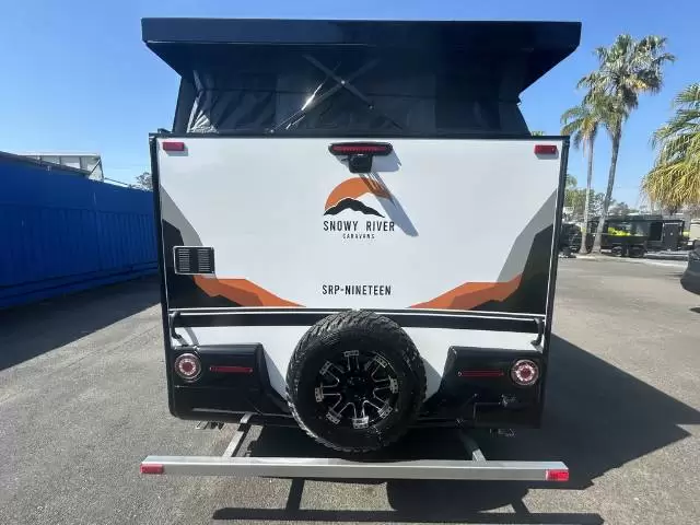 https://media-caravea.syd1.digitaloceanspaces.com/caravans/6EC18572/image-3.webp?q=brgQWHFrcK