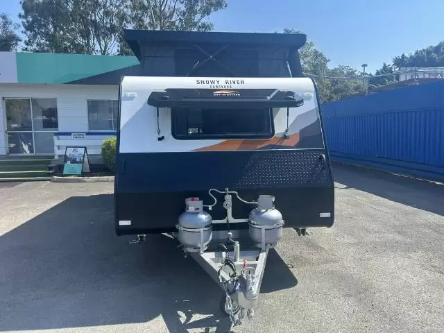 https://media-caravea.syd1.digitaloceanspaces.com/caravans/6EC18572/image-8.webp?q=DmDc158GBY