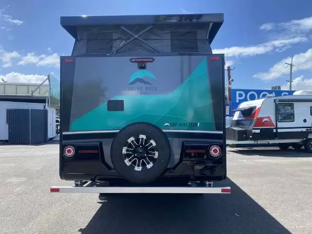 https://media-caravea.syd1.digitaloceanspaces.com/caravans/6EC18575/image-5.webp?q=7hwy9EkbZF