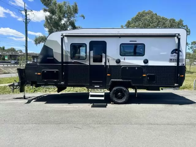 https://media-caravea.syd1.digitaloceanspaces.com/caravans/6EC18576/image-1.webp?q=bRq8Cw0zWs