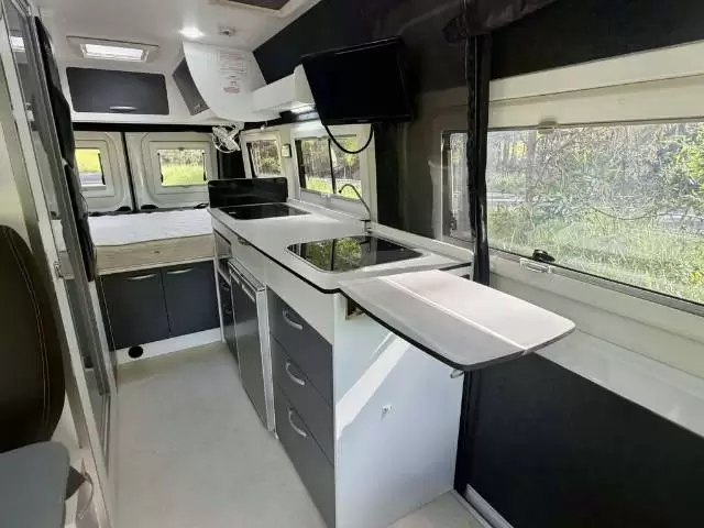 USED 2021 HORIZON MOTORHOMES BANKSIA
