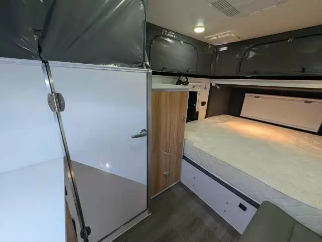 USED 2024 JAWA SOLERA 12