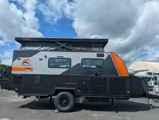 https://media-caravea.syd1.digitaloceanspaces.com/caravans/6EC18614/image-3.webp?q=wROkvWS4aX