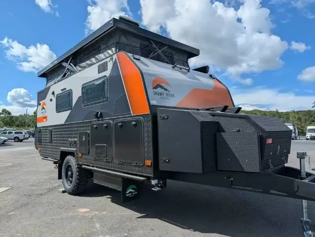 https://media-caravea.syd1.digitaloceanspaces.com/caravans/6EC18614/image-4.webp?q=h4dZAAHs9x