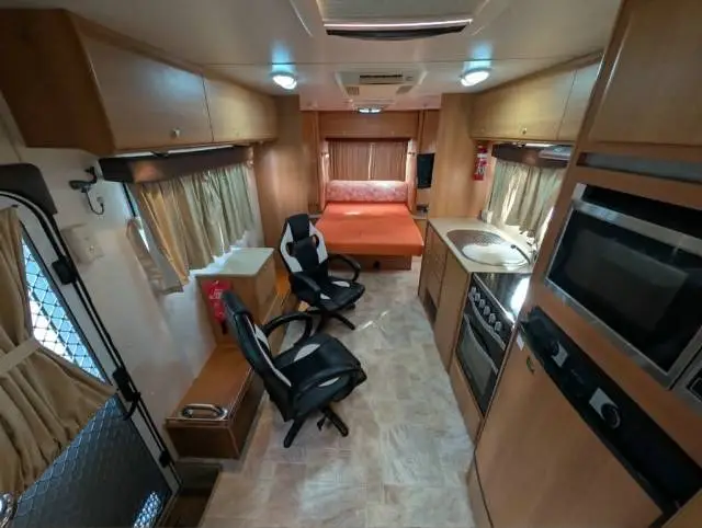 USED 2009 JAYCO STARCRAFT 19.61-2