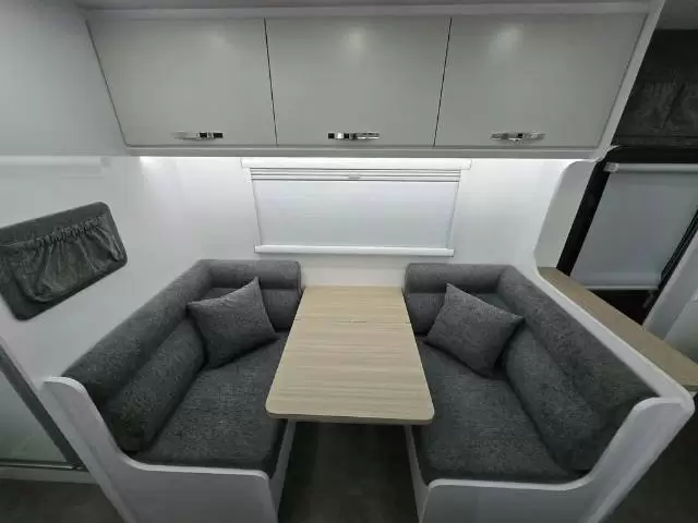 https://media-caravea.syd1.digitaloceanspaces.com/caravans/6EC18905/image-9.webp?q=86wjkj5iOW