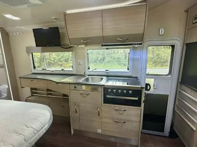 USED 2015 AVIDA BIRDSVILLE C7424SL