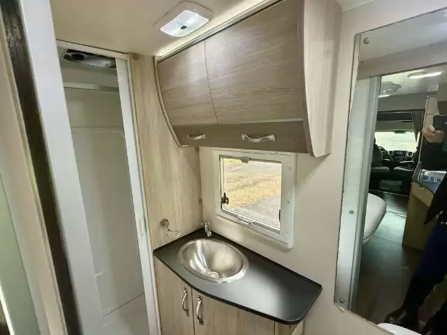 USED 2015 AVIDA BIRDSVILLE C7424SL