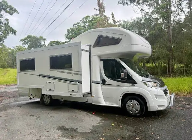 https://media-caravea.syd1.digitaloceanspaces.com/caravans/6EC18919/image-2.webp?q=8LzBoCbaXm