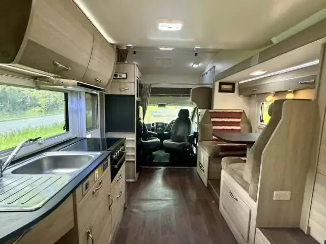 USED 2015 AVIDA BIRDSVILLE C7424SL