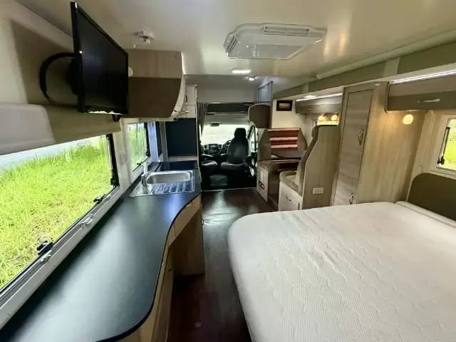 USED 2015 AVIDA BIRDSVILLE C7424SL