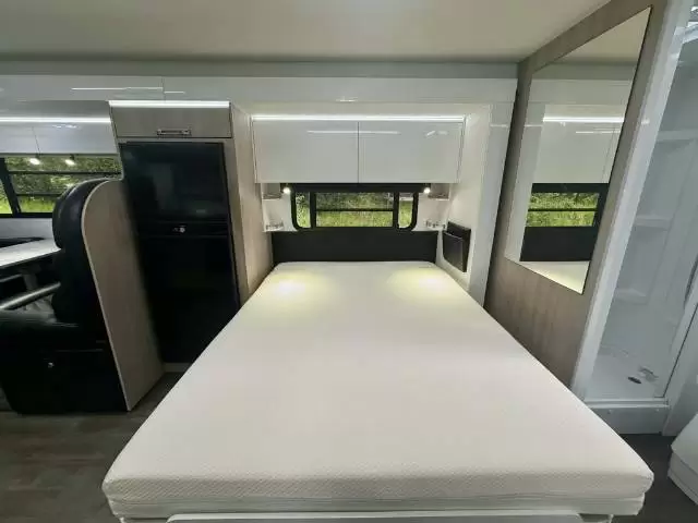 USED 2019 AVIDA ESPERANCE C7932SL