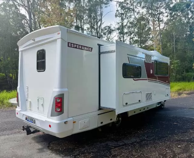 USED 2019 AVIDA ESPERANCE C7932SL