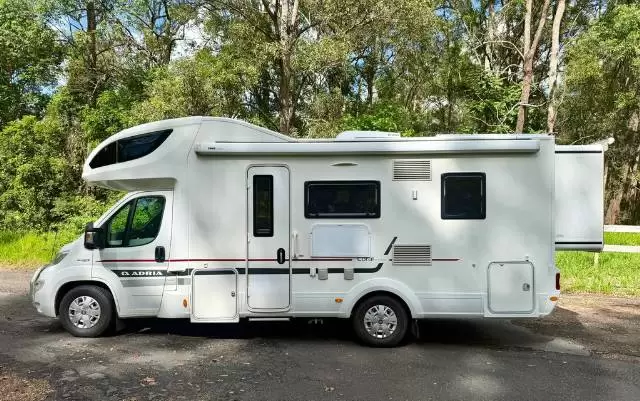 USED 2017 ADRIA CORAL 660SCS