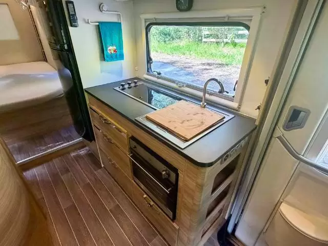 USED 2017 ADRIA CORAL 660SCS