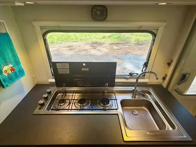 USED 2017 ADRIA CORAL 660SCS