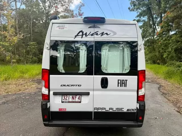 USED 2025 AVAN APPLAUSE 600-1