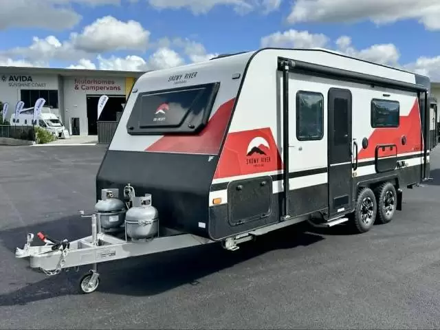 2516567